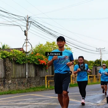 Runner Photo 8077555