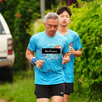 Runner Photo 8077796