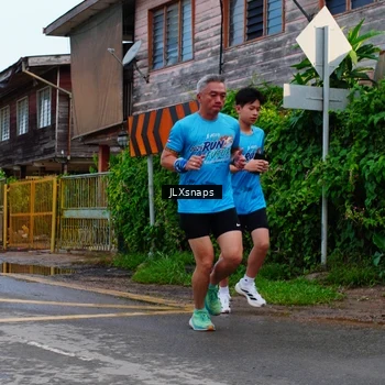 Runner Photo 8077854