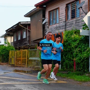 Runner Photo 8077856