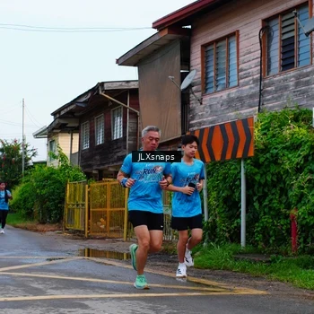 Runner Photo 8077860