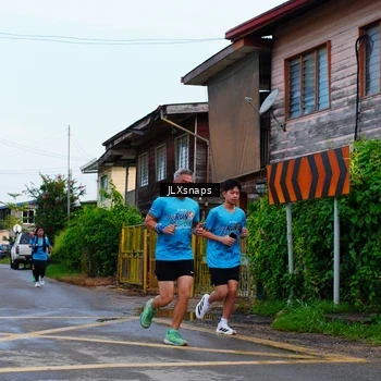 Runner Photo 8077862