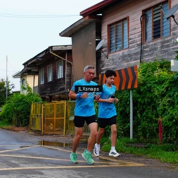 Runner Photo 8077865