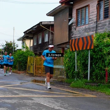 Runner Photo 8077870