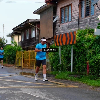 Runner Photo 8077875
