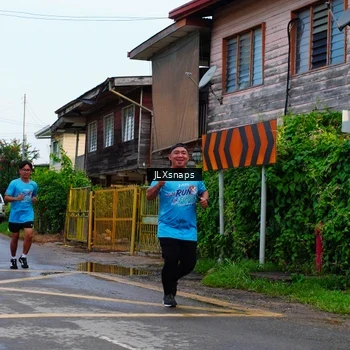 Runner Photo 8077884