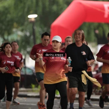 Runner Photo 8077891