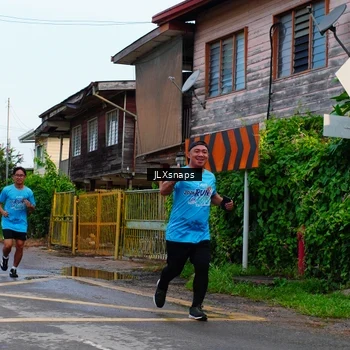 Runner Photo 8077893