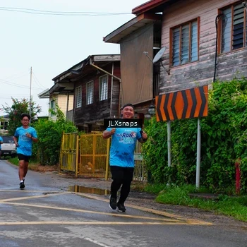 Runner Photo 8077894