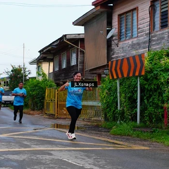 Runner Photo 8077905
