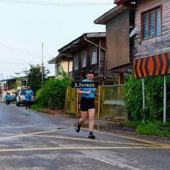 Runner Photo 8077943