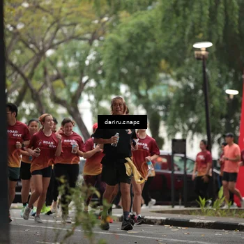 Runner Photo 8077965