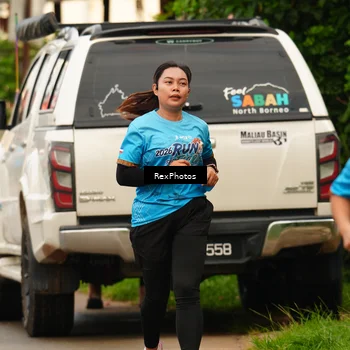 Runner Photo 8078003