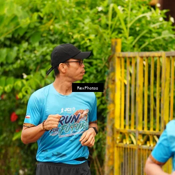 Runner Photo 8078159