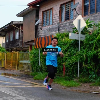 Runner Photo 8078251