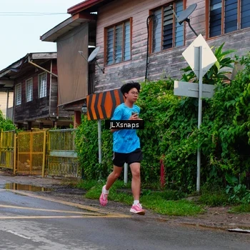 Runner Photo 8078312