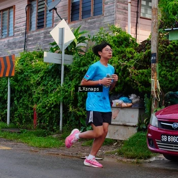 Runner Photo 8078321