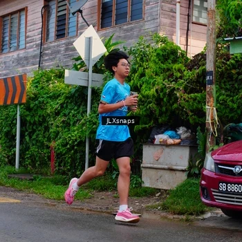Runner Photo 8078339