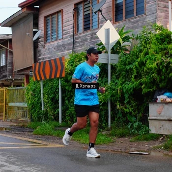 Runner Photo 8078359