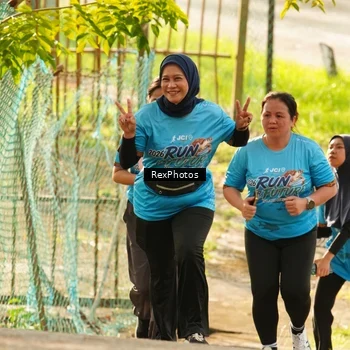 Runner Photo 8078546