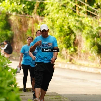 Runner Photo 8078773