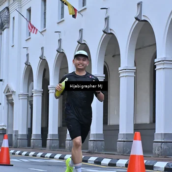 Runner Photo 8079121