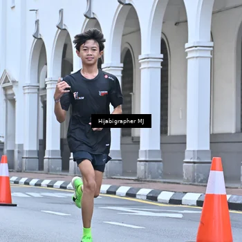 Runner Photo 8079246