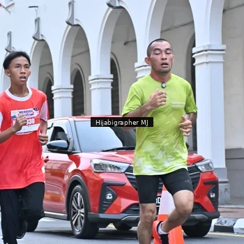 Runner Photo 8079270