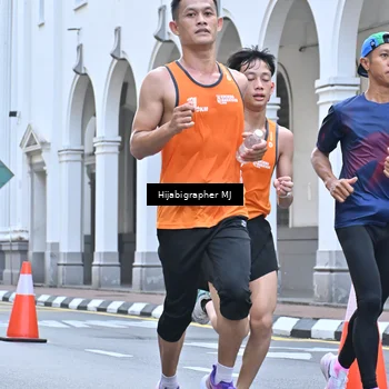 Runner Photo 8079291