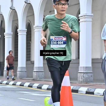 Runner Photo 8079304
