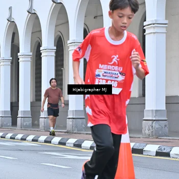 Runner Photo 8079306