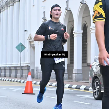 Runner Photo 8079330