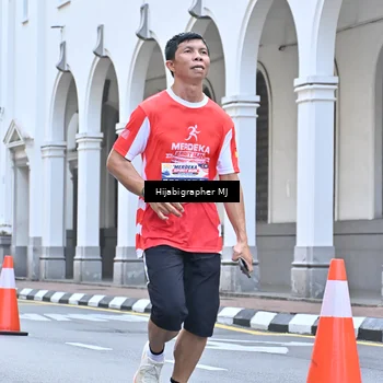 Runner Photo 8079341