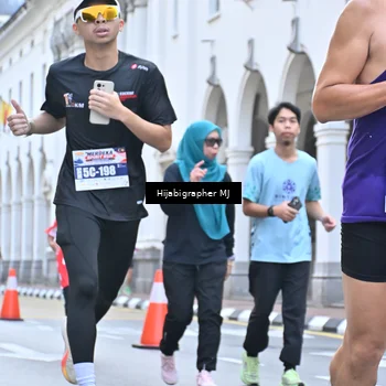 Runner Photo 8079354