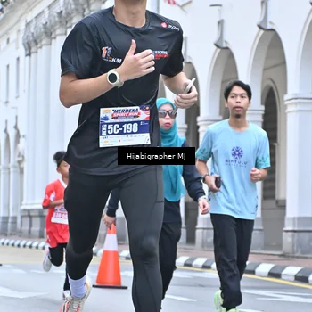 Runner Photo 8079355