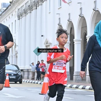 Runner Photo 8079356