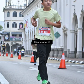 Runner Photo 8079363