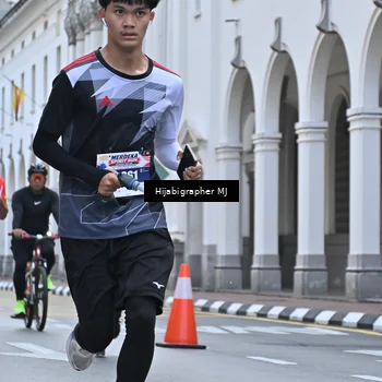 Runner Photo 8079387