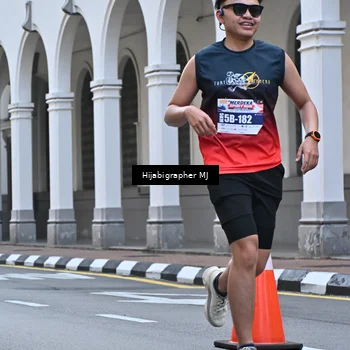 Runner Photo 8079396
