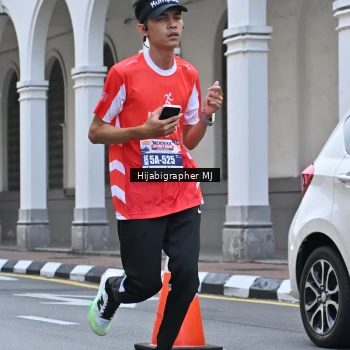 Runner Photo 8079405
