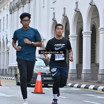 Runner Photo 8079406