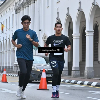 Runner Photo 8079408
