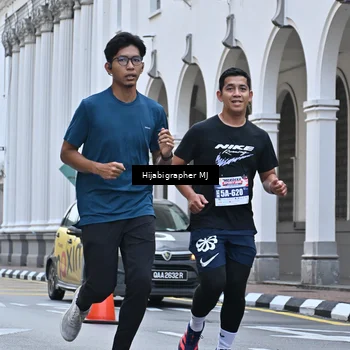 Runner Photo 8079409