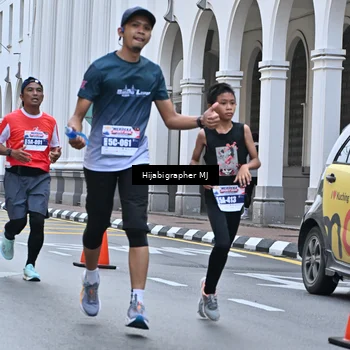 Runner Photo 8079414
