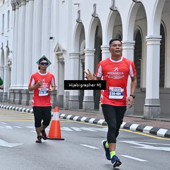 Runner Photo 8079427