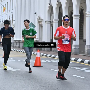 Runner Photo 8079435