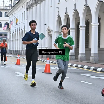 Runner Photo 8079438