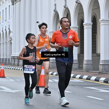 Runner Photo 8079439