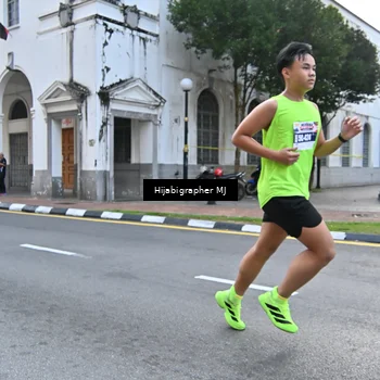 Runner Photo 8079459