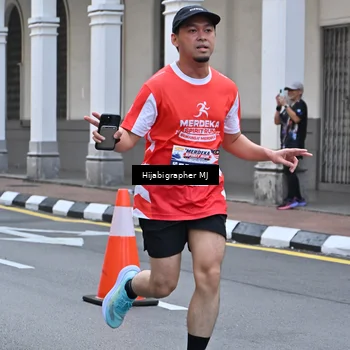 Runner Photo 8079465
